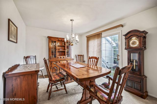 38 Hemlock Way, Freehold, NJ 07728