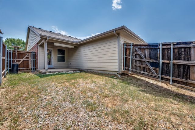 8823 Eastwood Avenue, Cross Roads, TX 76227