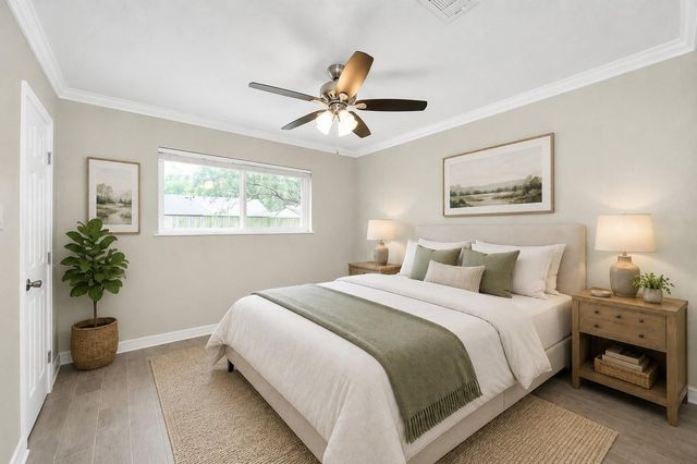 1104 N Heron Drive, Seabrook, TX 77586