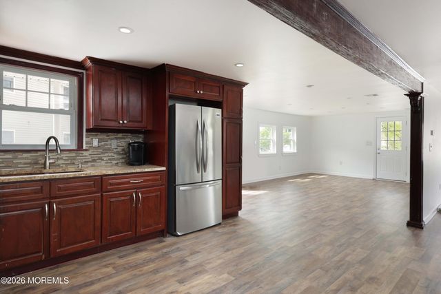 136 Raritan Avenue, Keansburg, NJ 07734