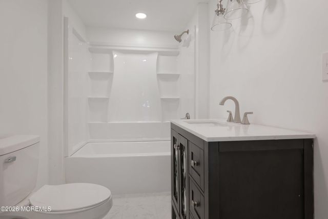 136 Raritan Avenue, Keansburg, NJ 07734
