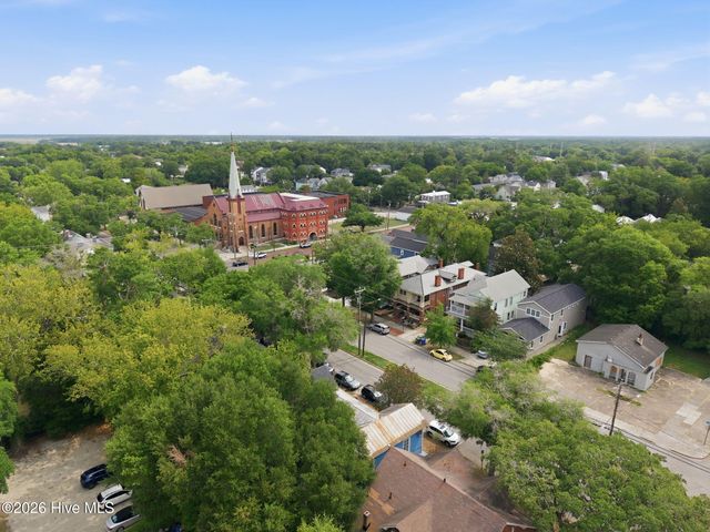 407 N 5th Avenue, Wilmington, NC 28401