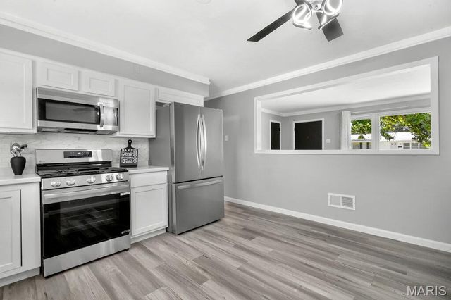 5 Manor Drive, Florissant, MO 63031