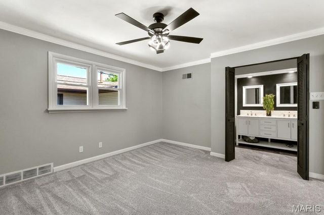 5 Manor Drive, Florissant, MO 63031