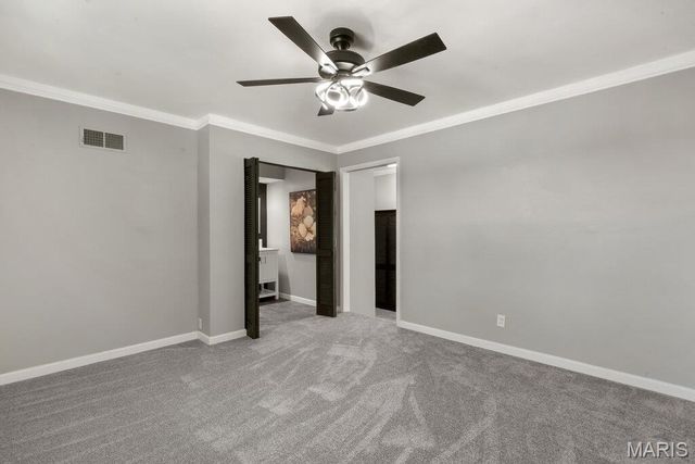 5 Manor Drive, Florissant, MO 63031
