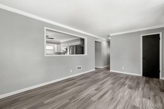 5 Manor Drive, Florissant, MO 63031