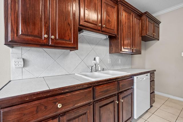 11 WESTFIELD Drive, Little Rock, AR 72210
