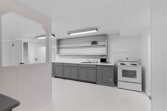 1110 Harmon Creek Rd, Eva, TN 38333