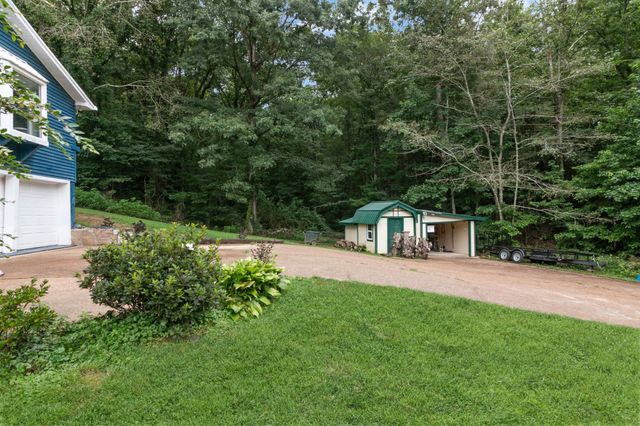 1110 Harmon Creek Rd, Eva, TN 38333