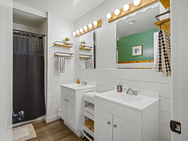 1005 Grissom Court, Redding, CA 96002