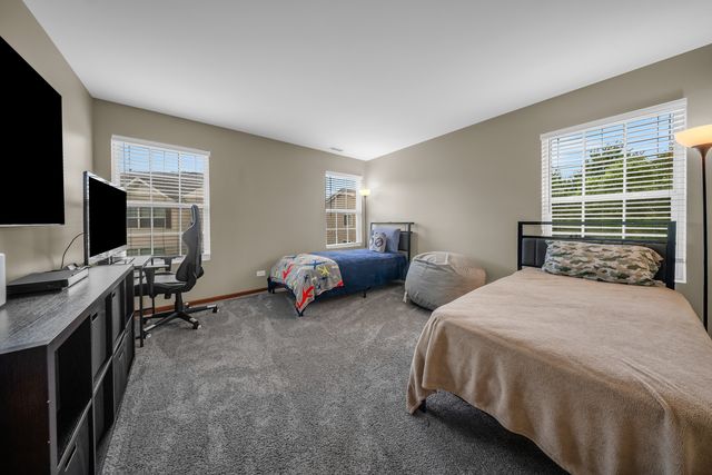 3926 Preston Drive, Yorkville, IL 60560