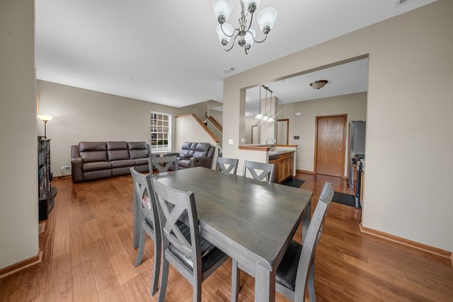 3926 Preston Drive, Yorkville, IL 60560