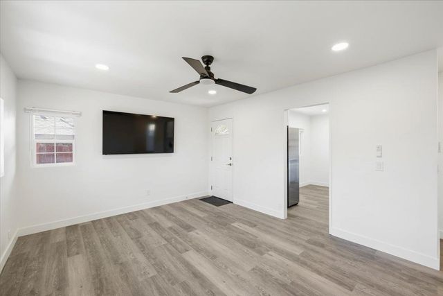 209 Dewitt Ct, Sacramento, CA 95838