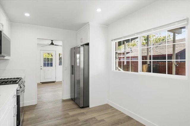 209 Dewitt Ct, Sacramento, CA 95838