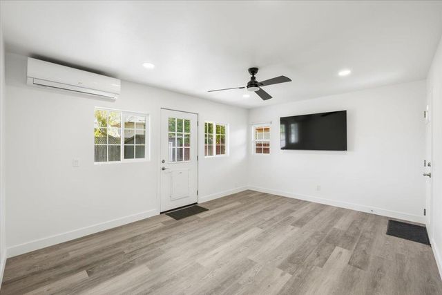 209 Dewitt Ct, Sacramento, CA 95838