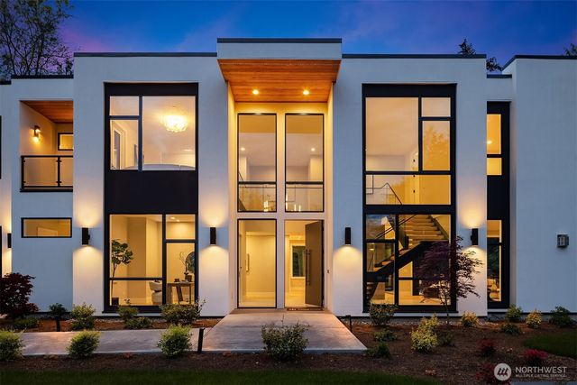 2436 82nd Avenue NE, Medina, WA 98039