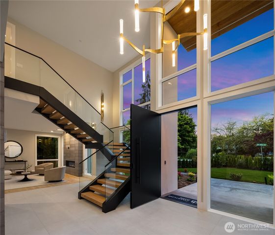 2436 82nd Avenue NE, Medina, WA 98039