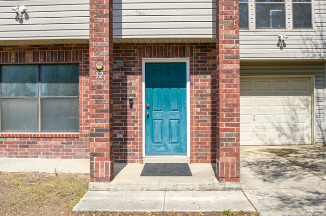 12 WEATHERING CRK, Leon Valley, TX 78238