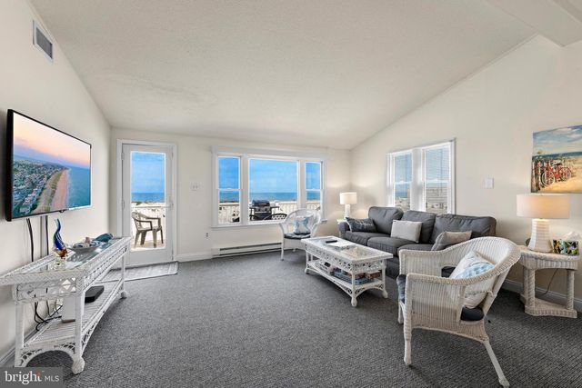 228 E 15TH ST, Long Beach Township, NJ 08008