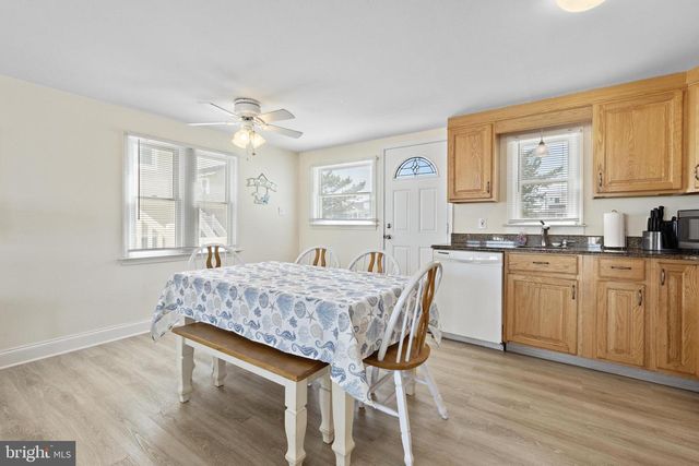 228 E 15TH ST, Long Beach Township, NJ 08008