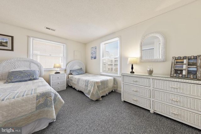 228 E 15TH ST, Long Beach Township, NJ 08008