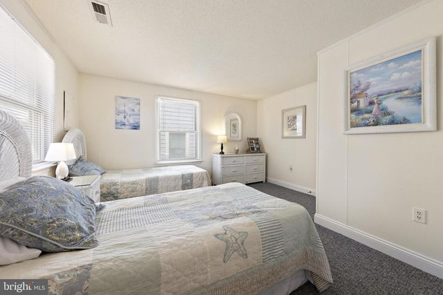 228 E 15TH ST, Long Beach Township, NJ 08008
