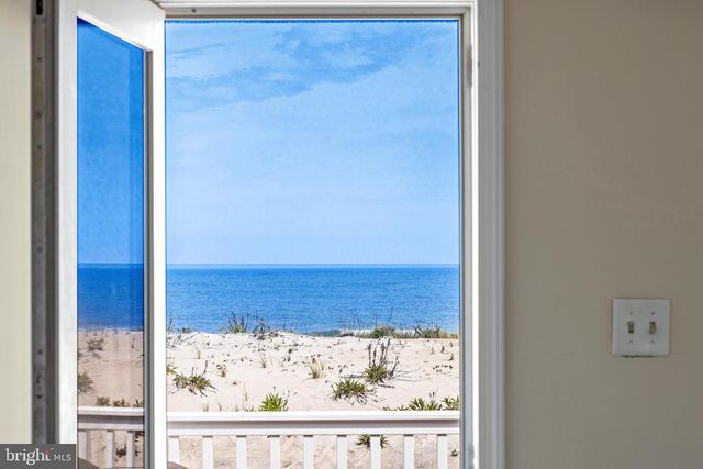228 E 15TH ST, Long Beach Township, NJ 08008