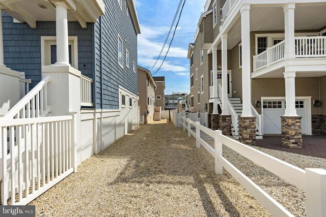 228 E 15TH ST, Long Beach Township, NJ 08008