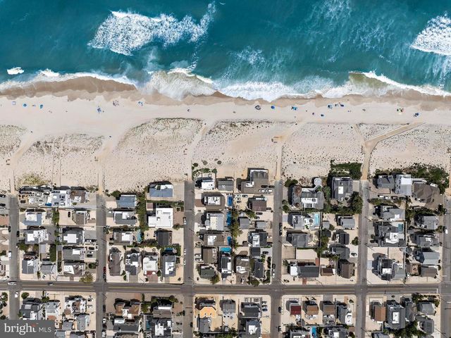 228 E 15TH ST, Long Beach Township, NJ 08008