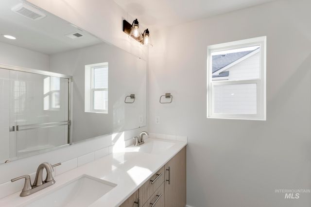 2979 E Mossy Creek Dr, Kuna, ID 83634