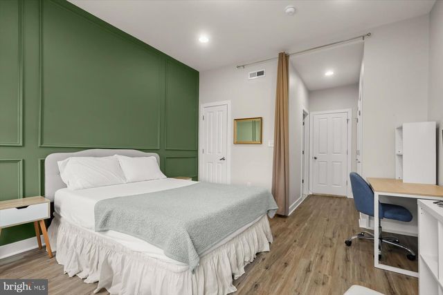 943 N PATTERSON PARK AVE, Baltimore, MD 21205