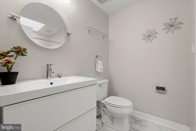 943 N PATTERSON PARK AVE, Baltimore, MD 21205