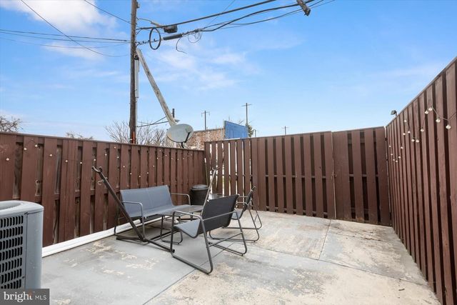 943 N PATTERSON PARK AVE, Baltimore, MD 21205