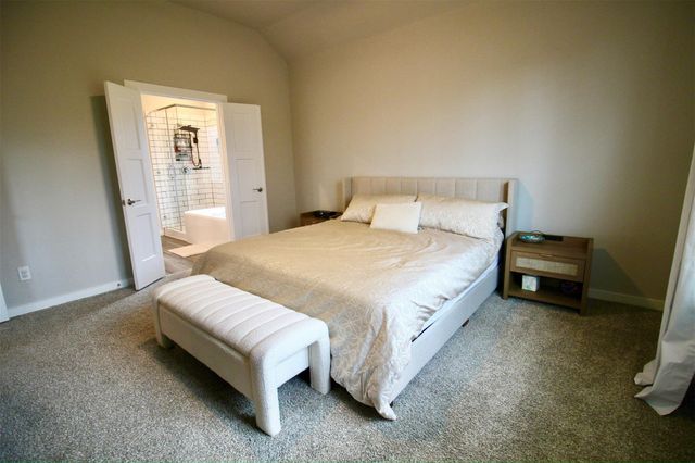 14136 Lake Lodge Drive, Conroe, TX 77384