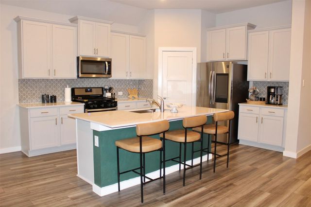 14136 Lake Lodge Drive, Conroe, TX 77384