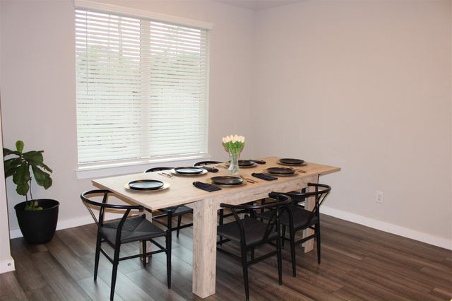 14136 Lake Lodge Drive, Conroe, TX 77384