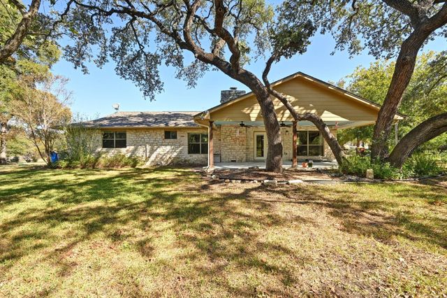 207 Leisurewoods DR, Buda, TX 78610