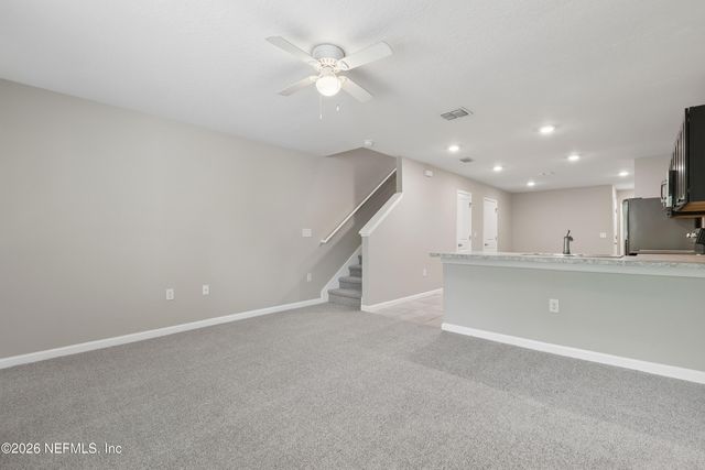 5988 CREEKSIDE CROSSING Drive, Jacksonville, FL 32210
