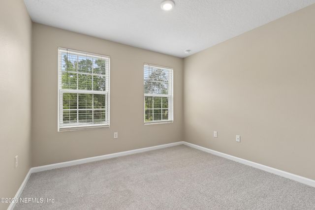 5988 CREEKSIDE CROSSING Drive, Jacksonville, FL 32210