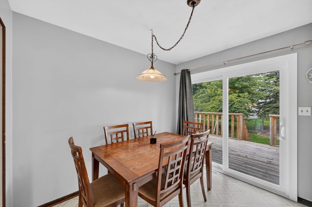 1301 Meadow Drive, Norwalk, IA 50211