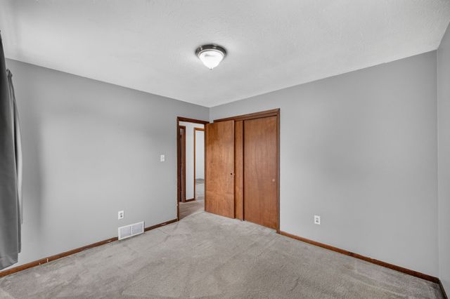 1301 Meadow Drive, Norwalk, IA 50211