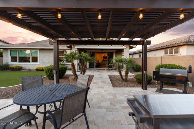 22121 E RUSSET Road, Queen Creek, AZ 85142