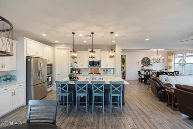 22121 E RUSSET Road, Queen Creek, AZ 85142