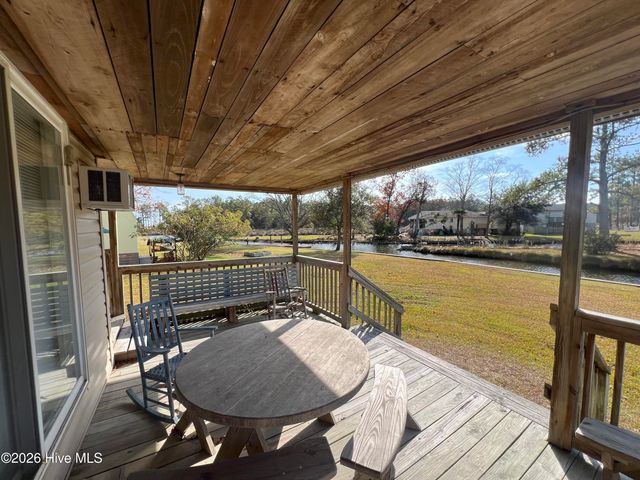 50 Point Avenue, Belhaven, NC 27810