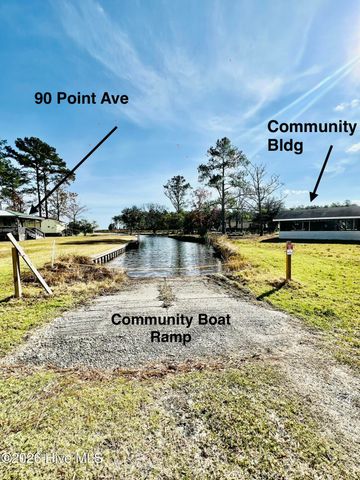 50 Point Avenue, Belhaven, NC 27810
