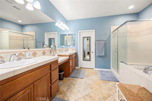 27977 River Shore Court, Menifee, CA 92585