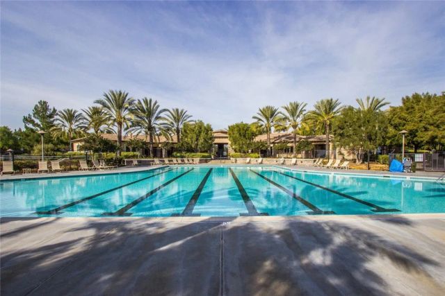 27977 River Shore Court, Menifee, CA 92585