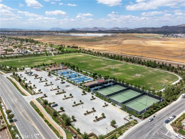 27977 River Shore Court, Menifee, CA 92585