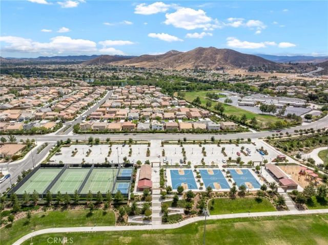 27977 River Shore Court, Menifee, CA 92585
