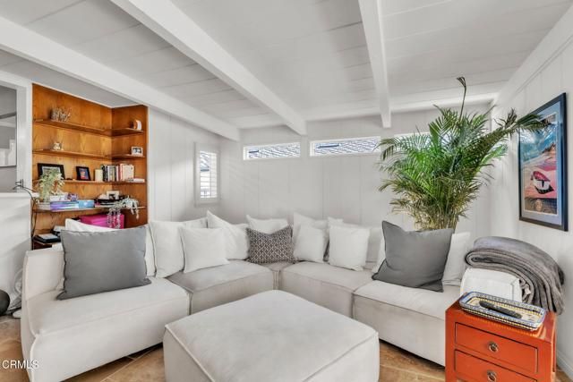 4909 Indianola Way, La Canada Flintridge, CA 91011